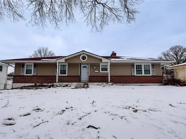 8304 Willow Way, Raytown, MO 64138