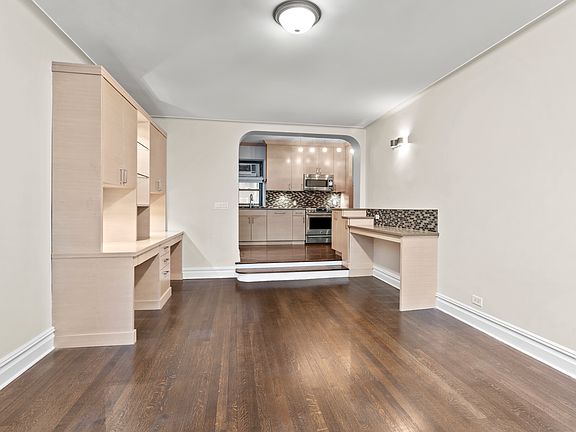3rd image of 420 Central Park W APT 3E