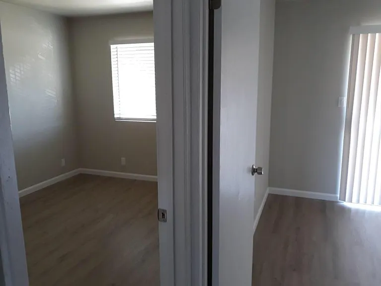 411 W Century Blvd #10 — Photo 6