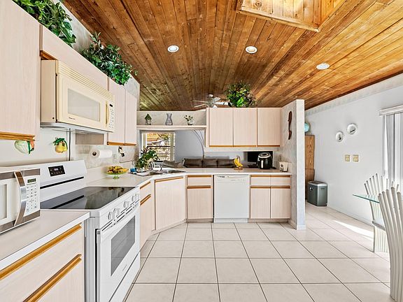 5th image of 5461 NW 57th Street
