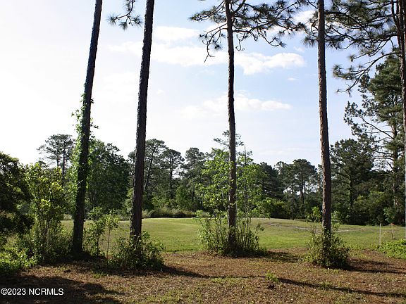 3rd image of 612 Barrington Place SW LOT 26