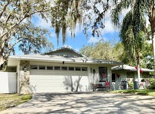 2309 Woodbend Cir, New Port Richey, FL 34655