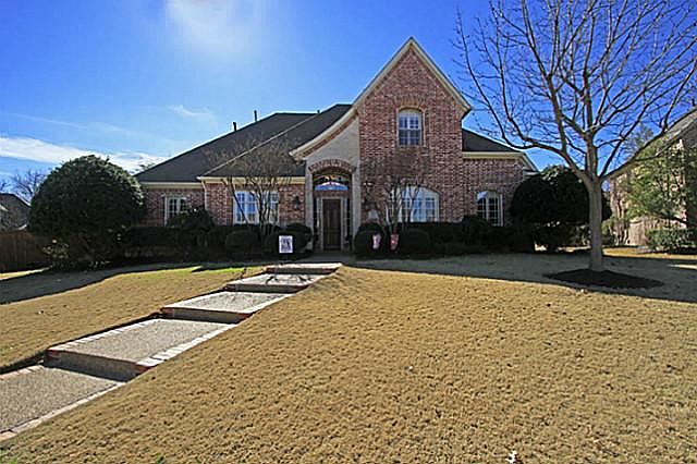 1st image of 613 Driftwood Ct
