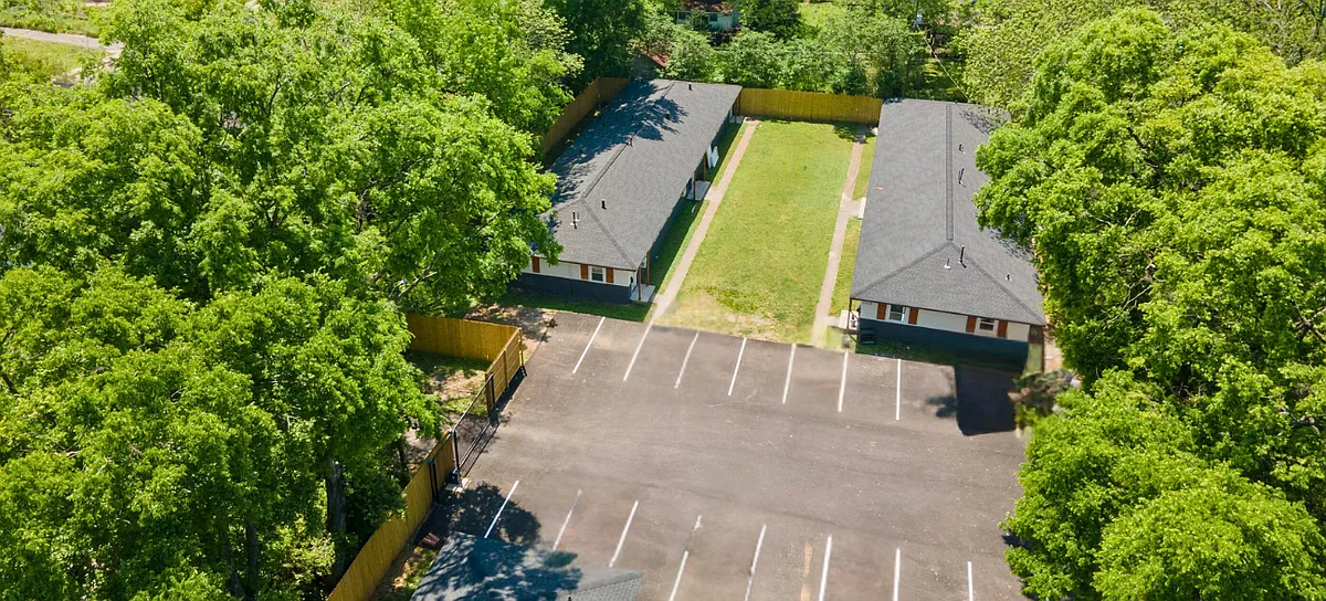 Building Photo - 5013 9th Ct N