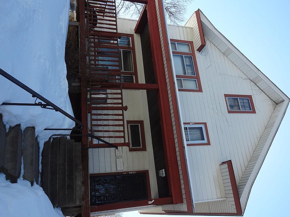 1st image of 984 Dayton Ave
