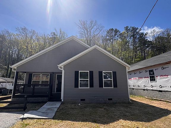 2nd image of 918 Shallowford Rd