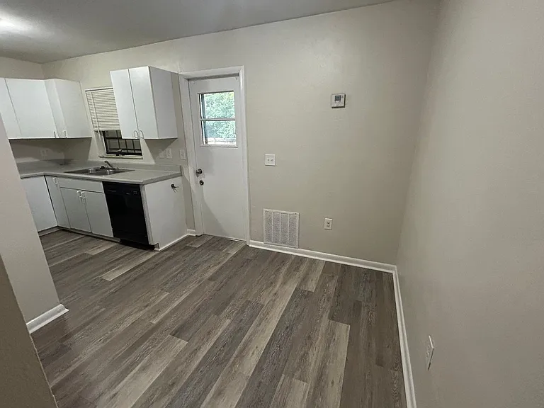 6818 SW 42nd Pl — Photo 6