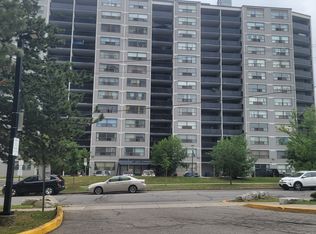 10 Tobermory Dr #802, Toronto, ON M3N 2Y5