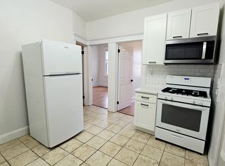 137 W 54th St #2B, Bayonne, NJ 07002