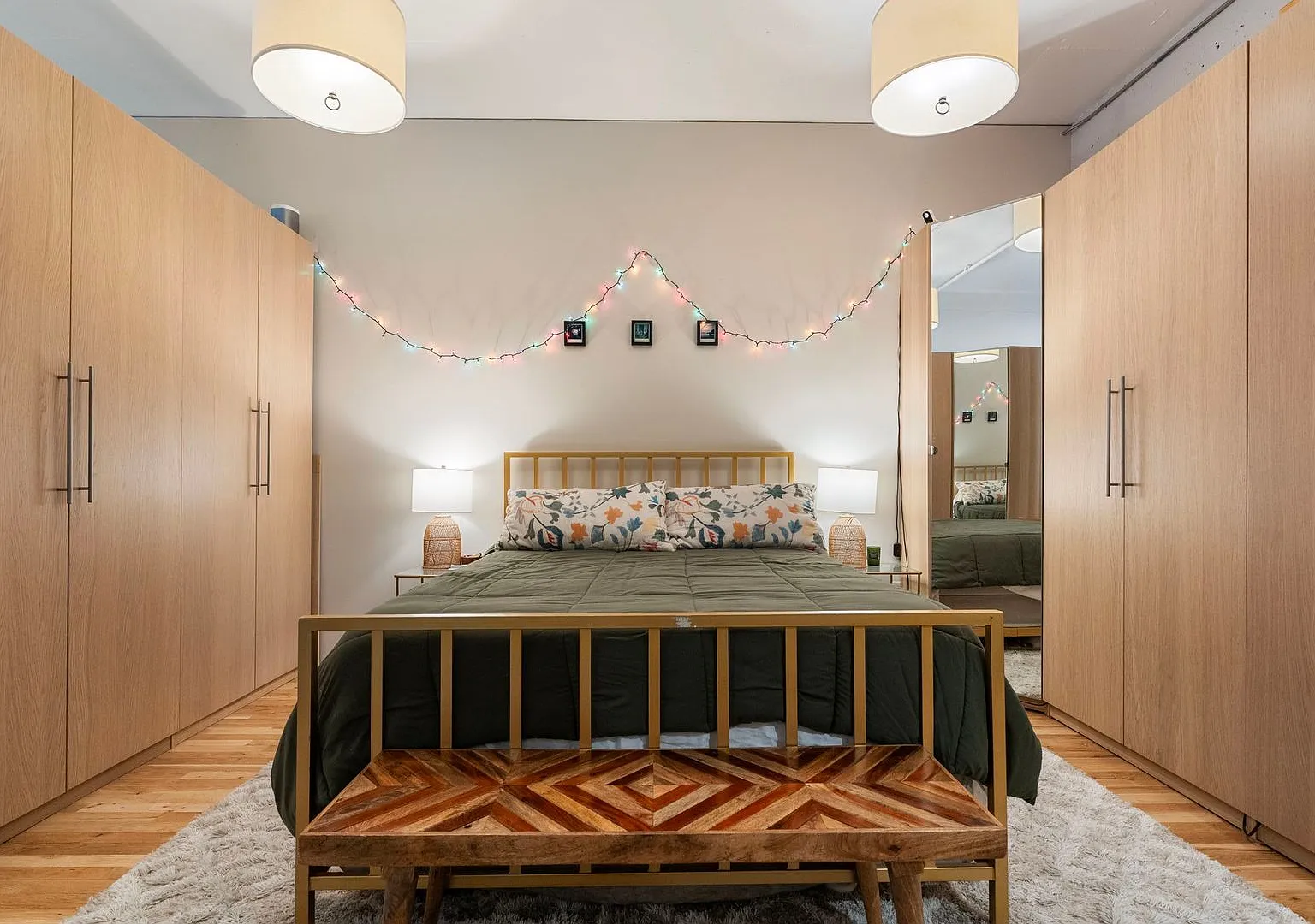 McKenzie Lofts - 2nd floor south facing Pearl District studio w/parking/storage/covered balcony — Photo 4
