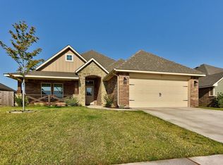 18505 Grove Pkwy, Edmond, OK 73012
