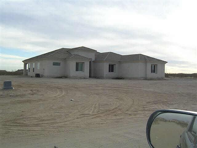 2nd image of 936 W Moondust Terrace #0