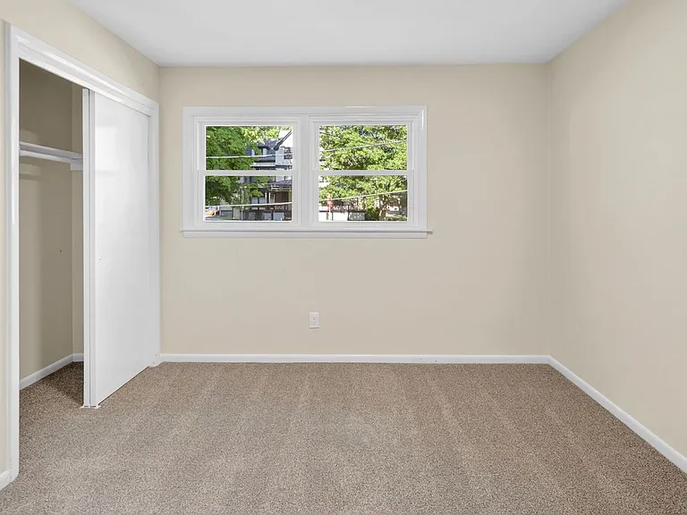 9 Beach St — Photo 5