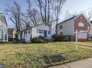 10113 Dickens Ave, Bethesda, MD 20814