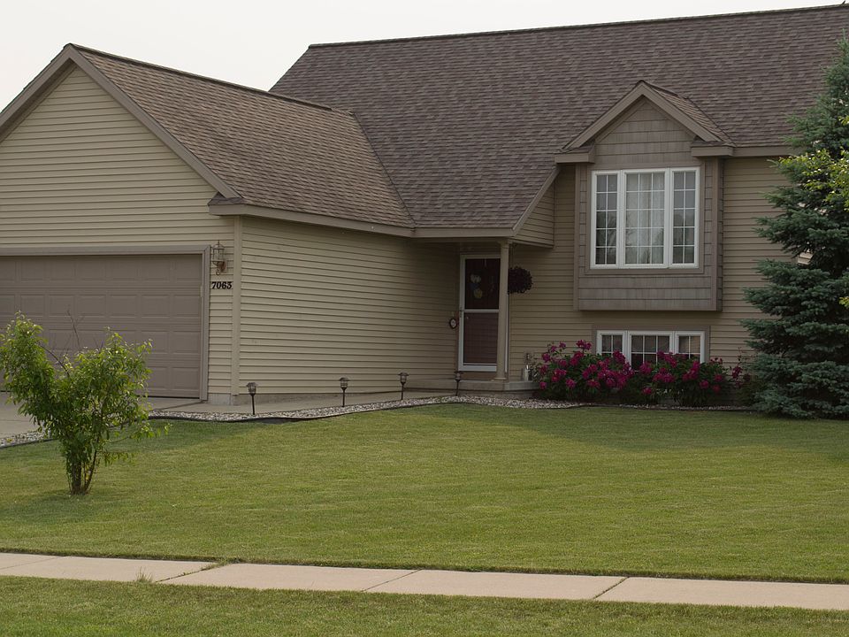 1st image of 7063 Shady Knoll Dr SE