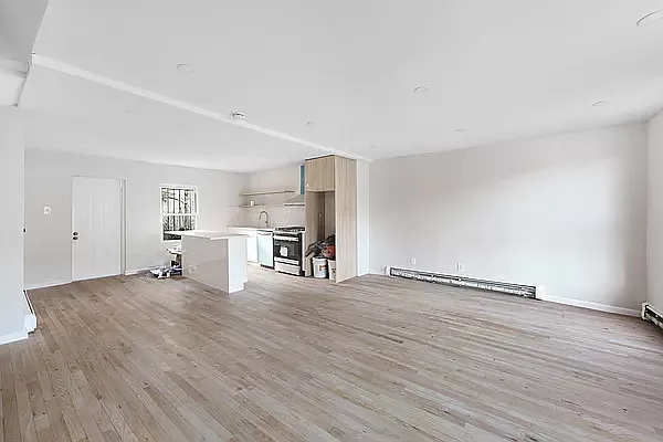 Rented by Friedman Mayer, LREB | media 2