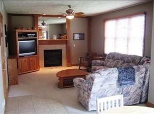 18 Paige Pl, Bloomington, IL