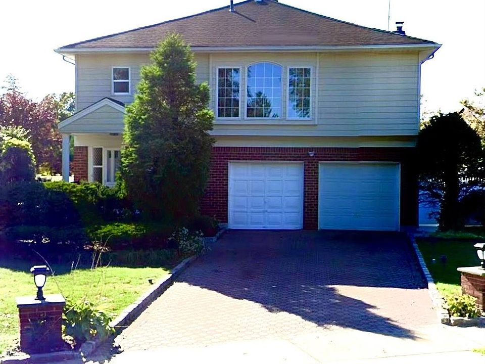 1st image of 11 Elmwood Court