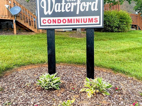 2nd image of 100 Waterford Ct #100