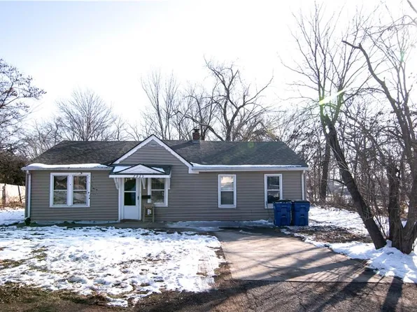 7923 Harris Ave, Raytown, MO 64138