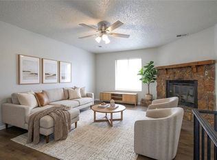 6014 E 127th St, Grandview, MO 64030