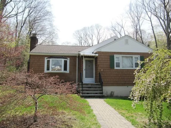 51 Wilson Ave, Valhalla, NY 10595