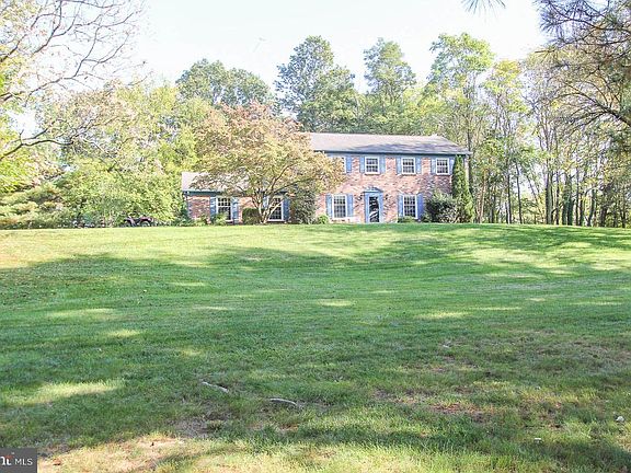 2nd image of 17906 Carter Ln