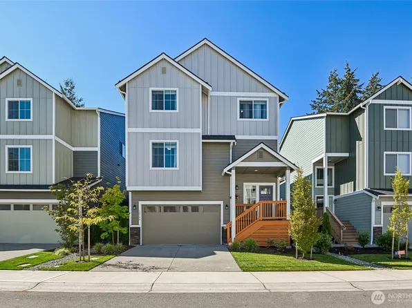 12104 126th Avenue Ct E, Puyallup, WA 98374