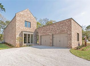 221 Lakewood Dr W, Mobile, AL 36608