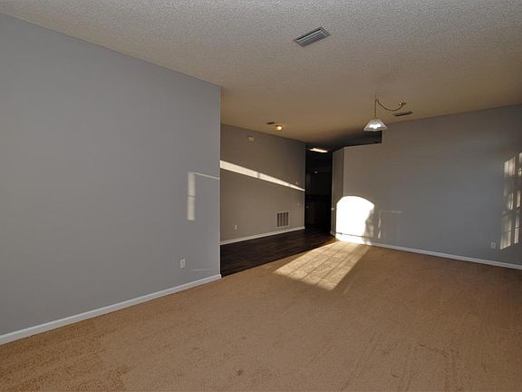 5th image of 191 Dover Bluff Dr