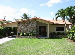 425 Lark Ave, Miami Springs, FL 33166