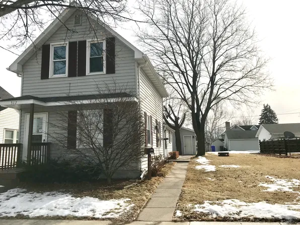 317 W 10th St, Kaukauna, WI 54130