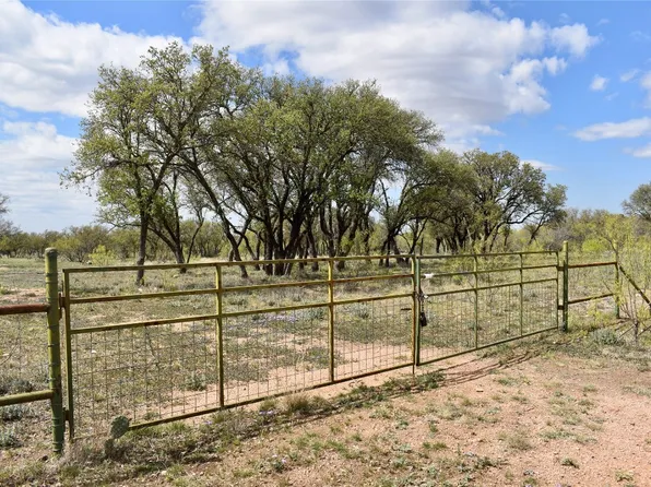 1520 Simpson St., Brady, TX 76825