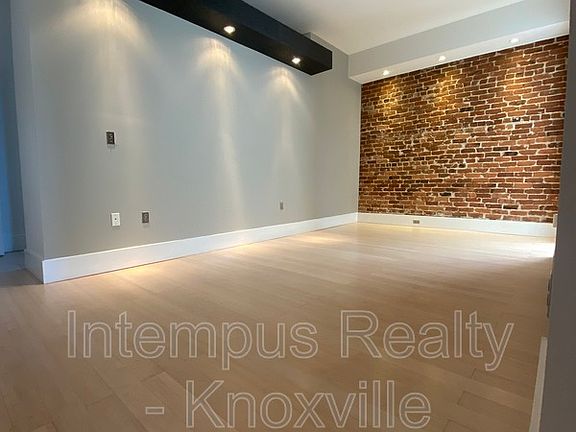 2nd image of 106 W Summit Hill Dr APT 302