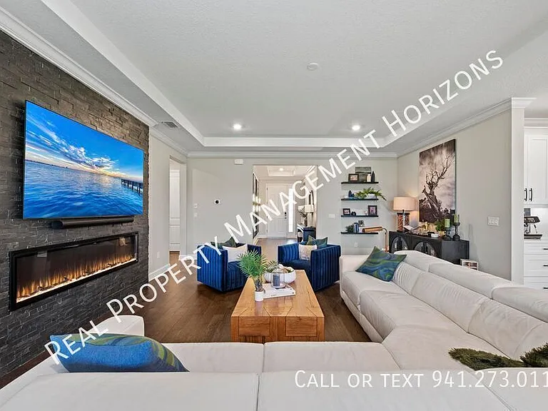 4430 Pond Brook Ct — Photo 6