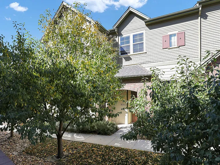 3311 Gladstone Creek Point — Photo 3