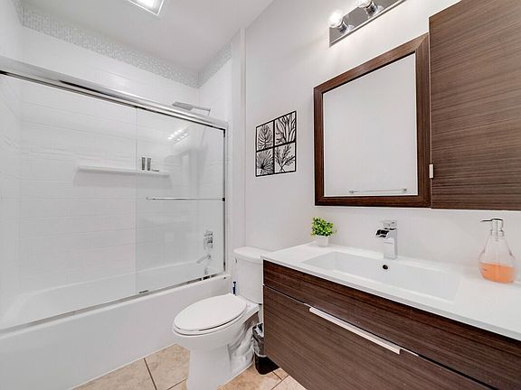 5th image of 1408-46 N 31st St #Id1029067p