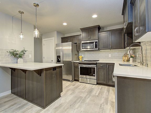 4th image of 14007 NE 7th Ct