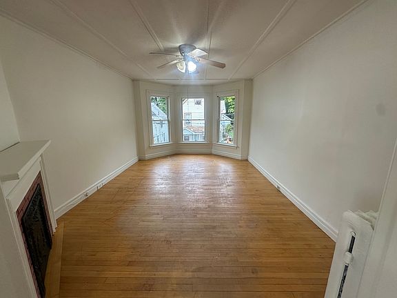4th image of 78-80 Holbrook St #80A