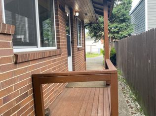 526 Shattuck Ave S #B, Renton, WA 98057