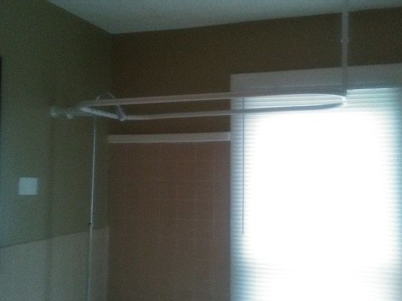 4th image of 1101 Holly Ave
