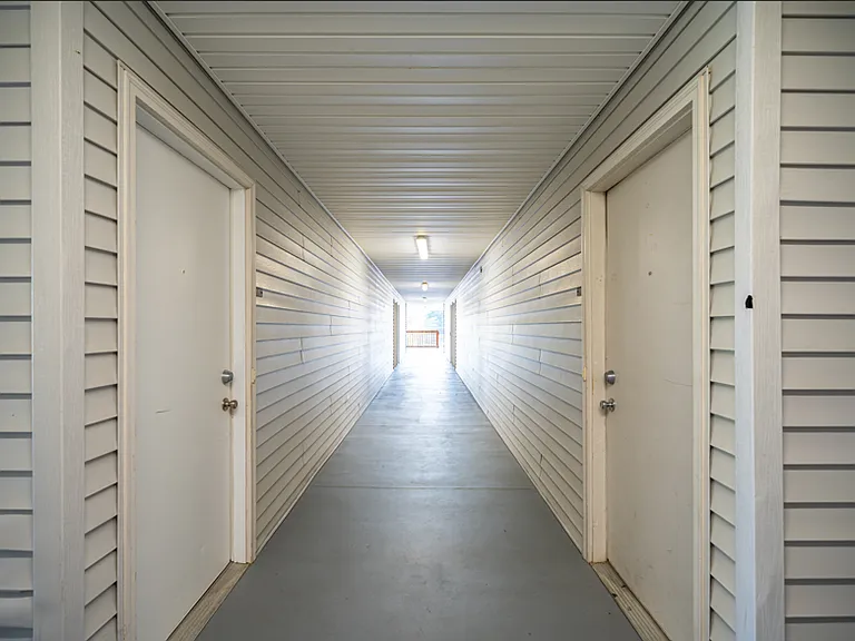 Sumner Point Apartments — Photo 6