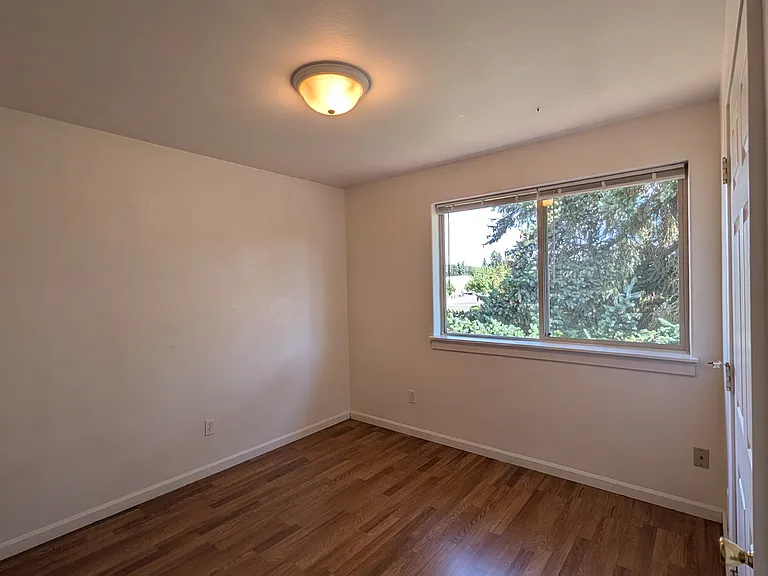 2460 E Whiteaker Ave #2460 — Photo 9