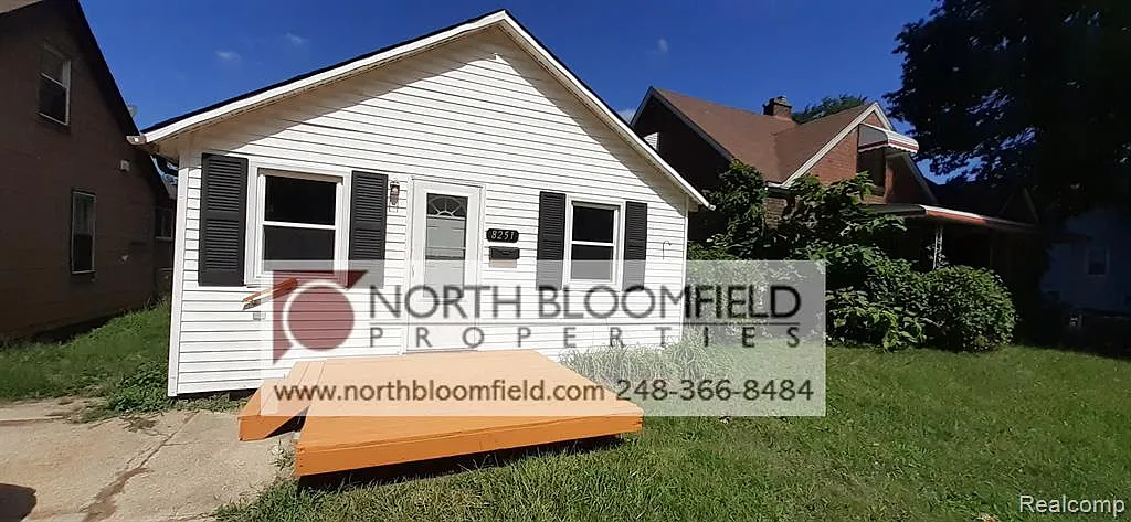 2 bed, 1.0 bath, 830 sqft, $995 — Photo 1