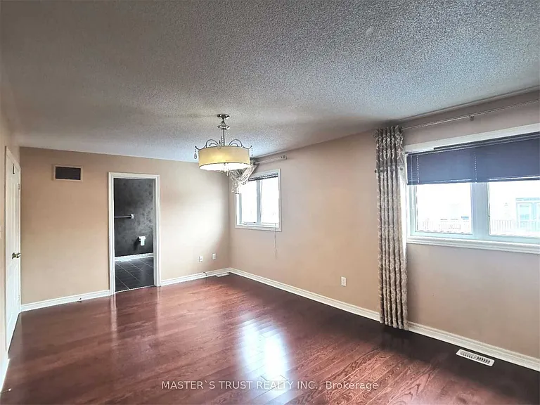 213 River Ridge Blvd — Photo 22