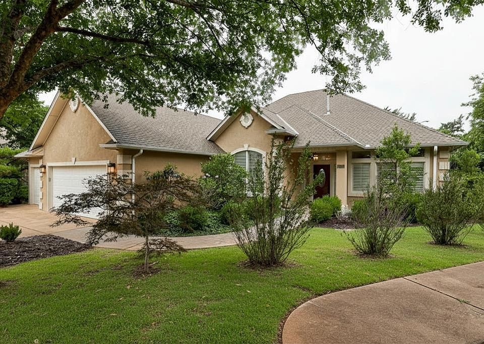 1st image of 3809 Woodshadow Rd