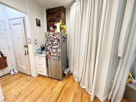 5th image of 132 W 15th St #3C