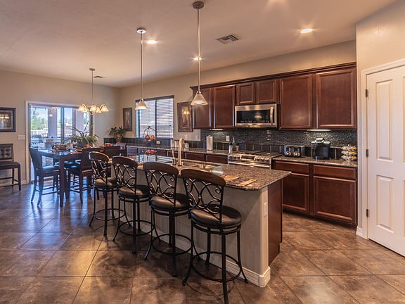 4th image of 11379 N Adobe Village Pl