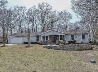 5917 Oak Grove St, Lorton, VA 22079