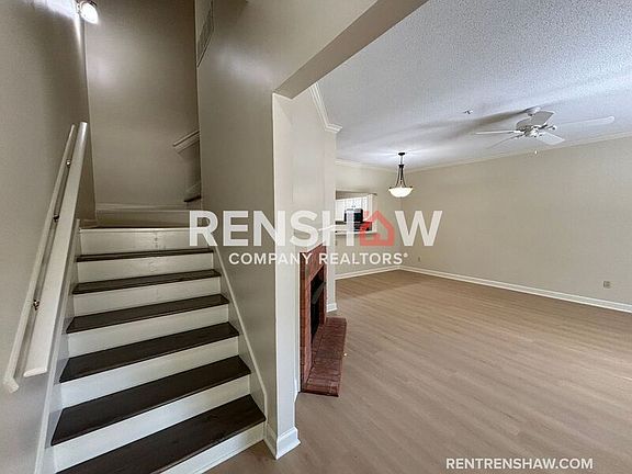 5th image of 8520 Farmington Blvd